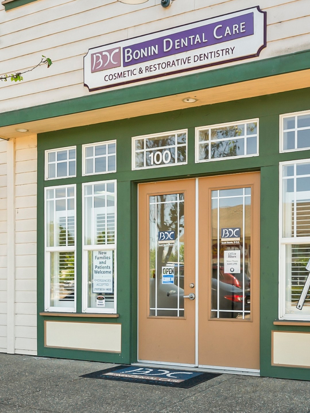 Bonin Dental Care storefront sign and entrance in Old Downtown Windsor, CA